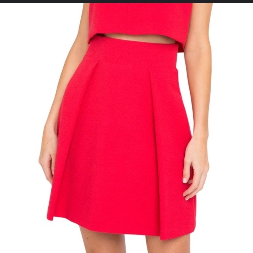 Black Halo Woman's Red Pleated
Sanibel Skirt 4  classic fall formal holiday $200